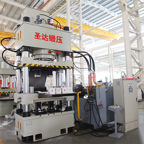 630噸四梁四柱液壓機 630噸四梁四柱液壓機