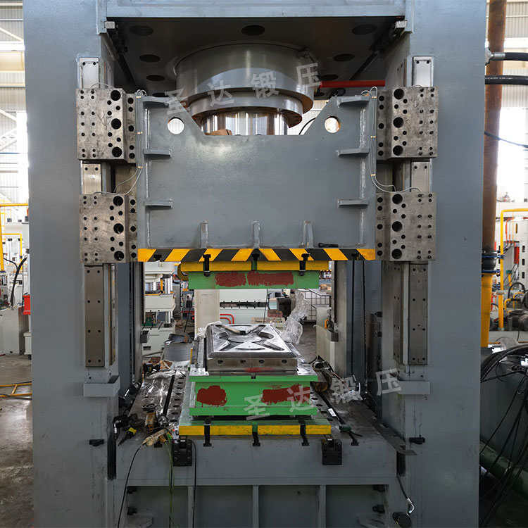 800噸框架式液壓機拉伸bdf水箱板 800噸框架式液壓機拉伸bdf水箱板