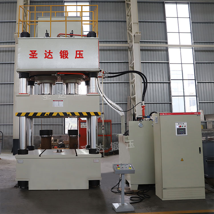 800噸三梁四柱液壓機 800噸三梁四柱液壓機