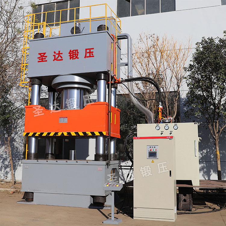 2000噸三梁四柱油壓機 2000噸三梁四柱油壓機